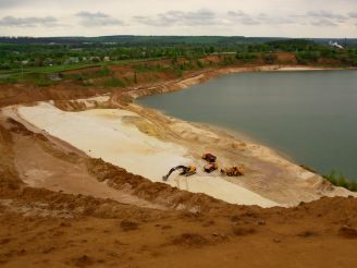 Quartz sand quarry in Nova Vodolaha